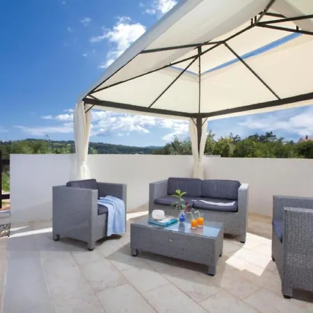 Dom wakacyjny Haus Sanchi By Interhome *